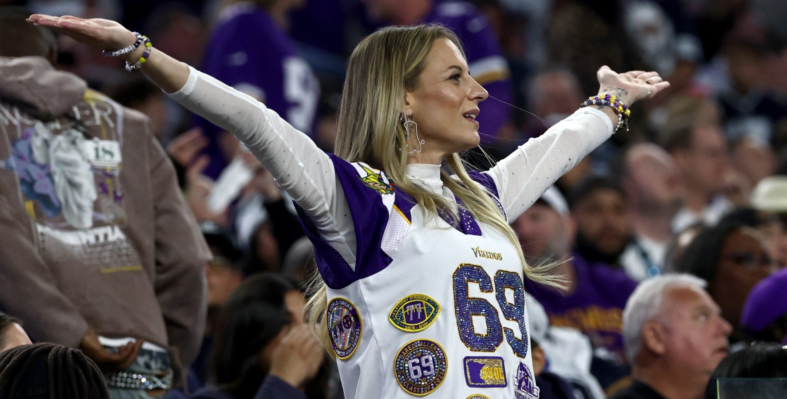 The Vikings’ Playoff Outlook | A 6-0 Football Team Look for Fireworks Instead of Fizzling — Chaska Schools news